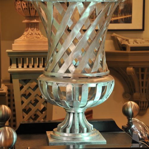 Elysee Vase in Aluminum